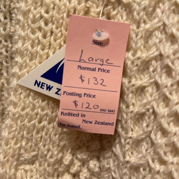 Cream hand knit in New Zealand. Beautiful condition - Picture 5 of 6